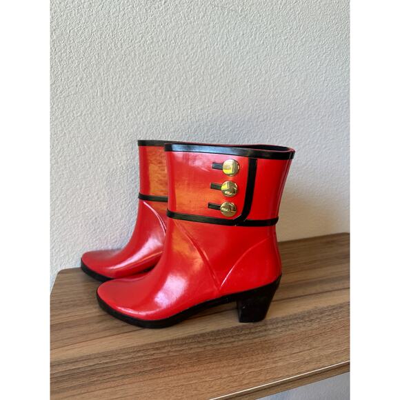 Kate Spade Red Rain Boots with Gold Button Detail – Women’s Size 7 - Picture 3 of 3